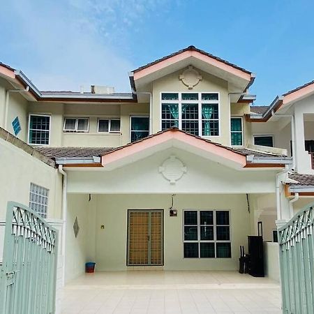 טאנה ראטה Lily Vacation Home At Cameron Highlands - 12 Pax,Free Wifi W Carporch מראה חיצוני תמונה