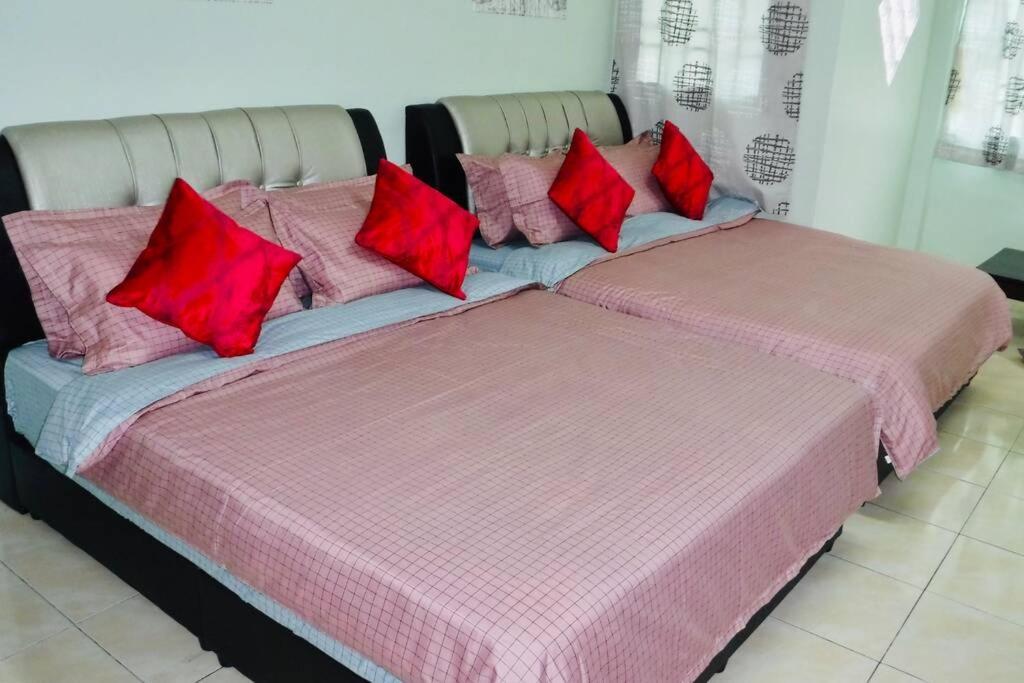 טאנה ראטה Lily Vacation Home At Cameron Highlands - 12 Pax,Free Wifi W Carporch מראה חיצוני תמונה